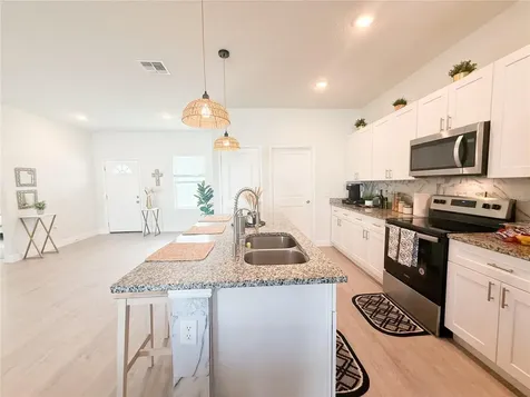 25 Zinnia Lane E Kissimmee FL 34759