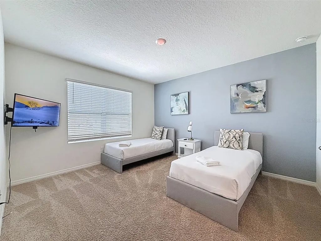7511 Oakmoss Loop Davenport FL 33837