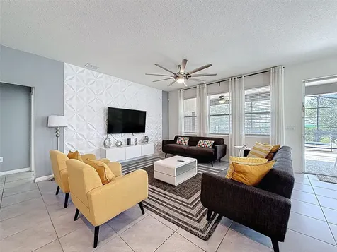 7511 Oakmoss Loop Davenport FL 33837