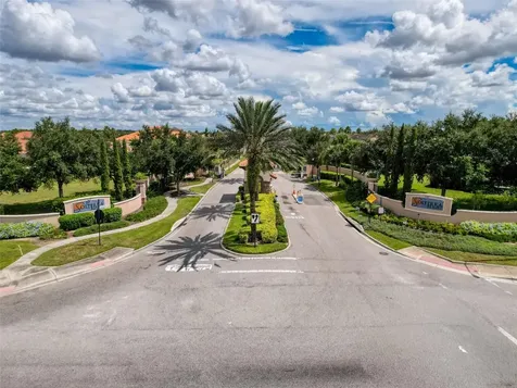 7511 Oakmoss Loop Davenport FL 33837
