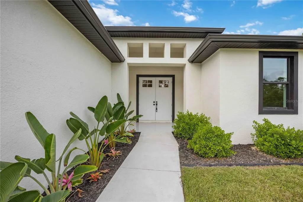 89 Albritton Street Port Charlotte FL 33953