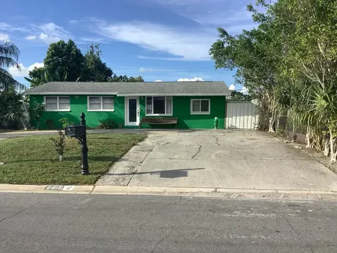 6015 W Burke Street Tampa FL 33634