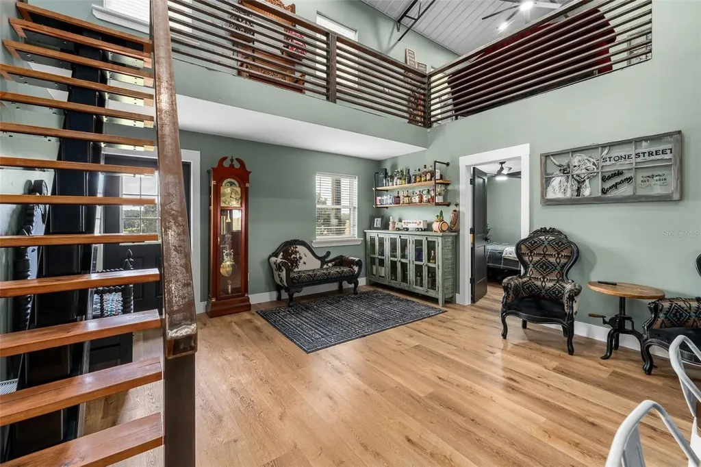 23220 NW 27th Street Morriston FL 32668