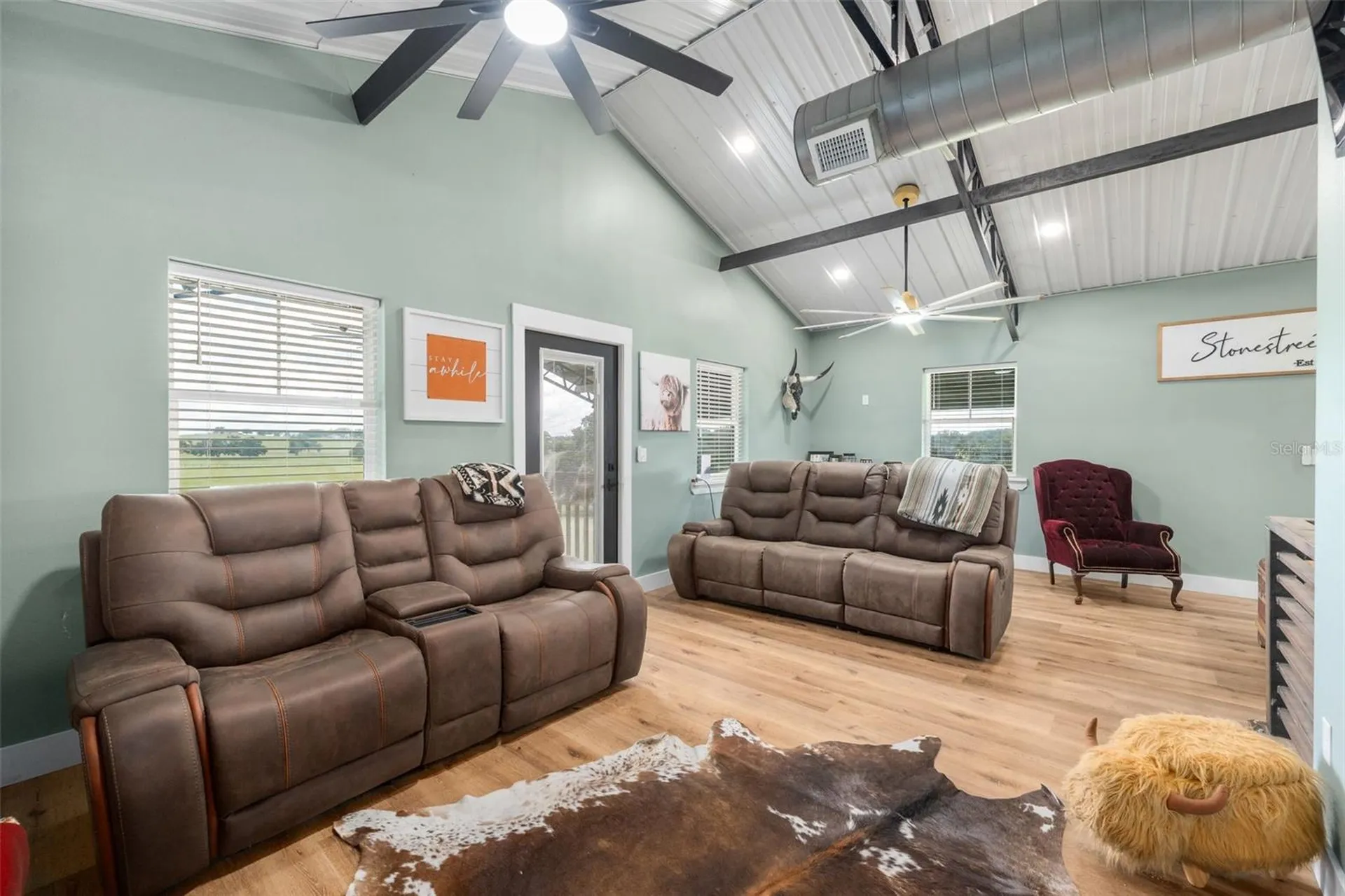 23220 NW 27th Street Morriston FL 32668