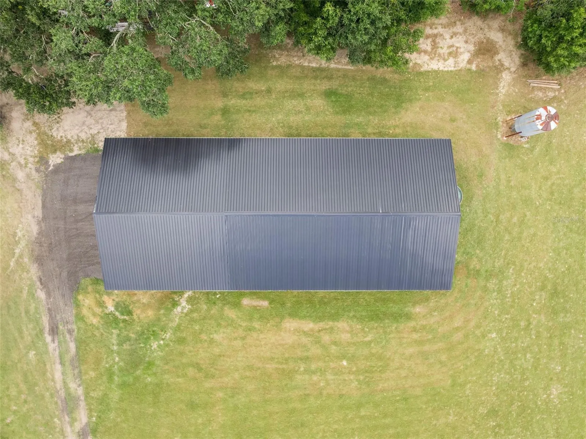 23220 NW 27th Street Morriston FL 32668