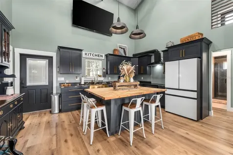 23220 NW 27th Street Morriston FL 32668