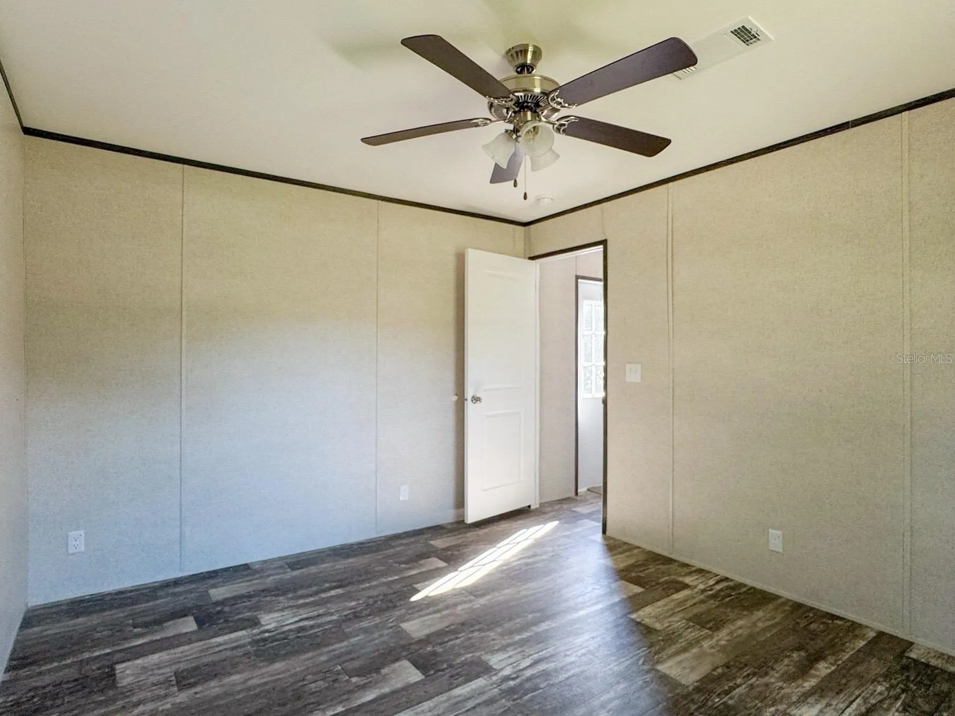 9448 Rousseau Street Webster FL 33597