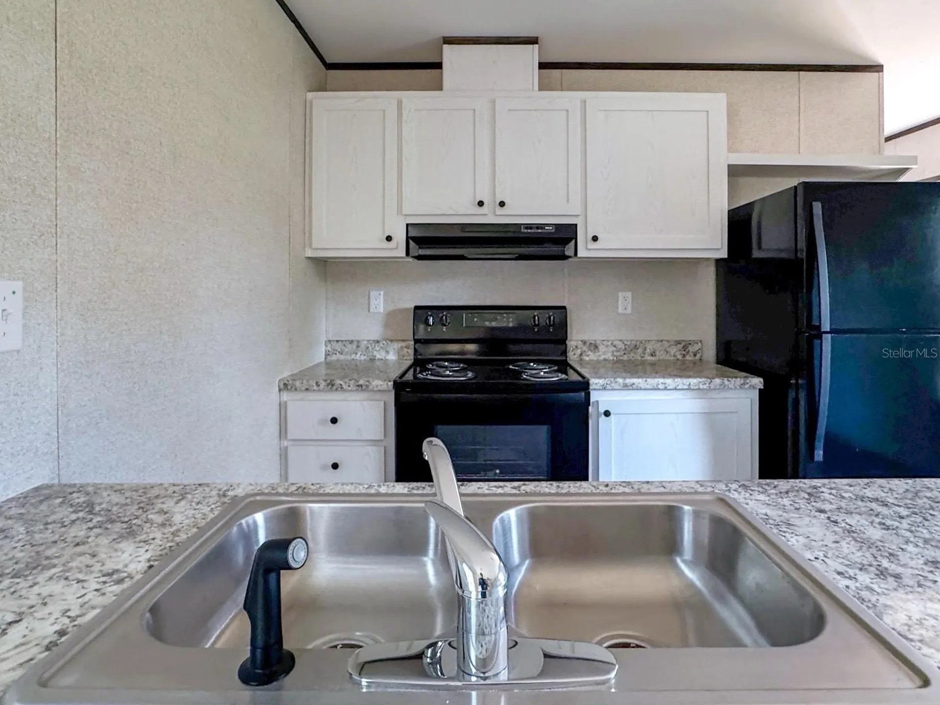 9448 Rousseau Street Webster FL 33597
