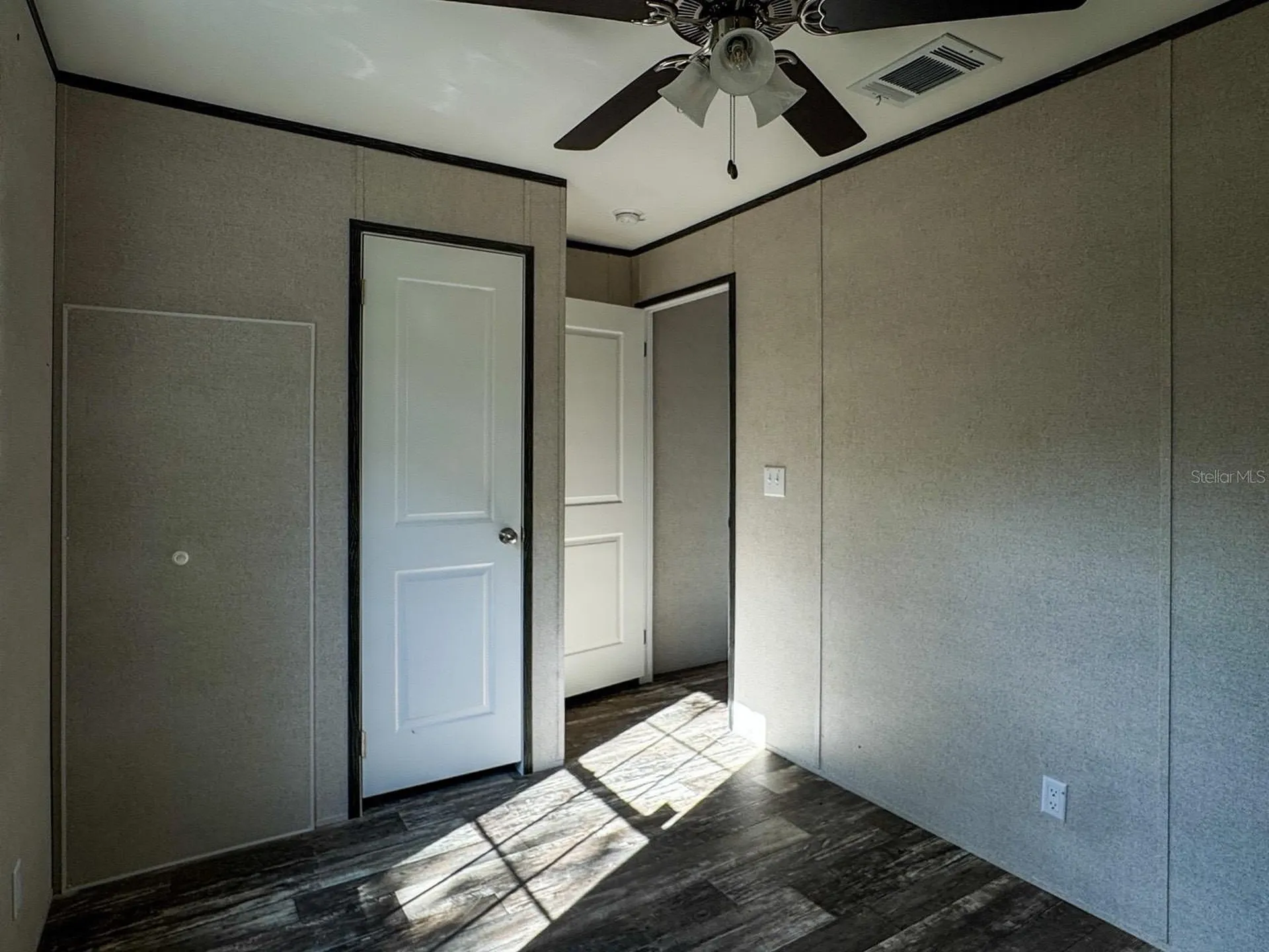 9448 Rousseau Street Webster FL 33597