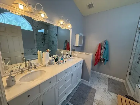 4147 NW 59th Avenue Gainesville FL 32653