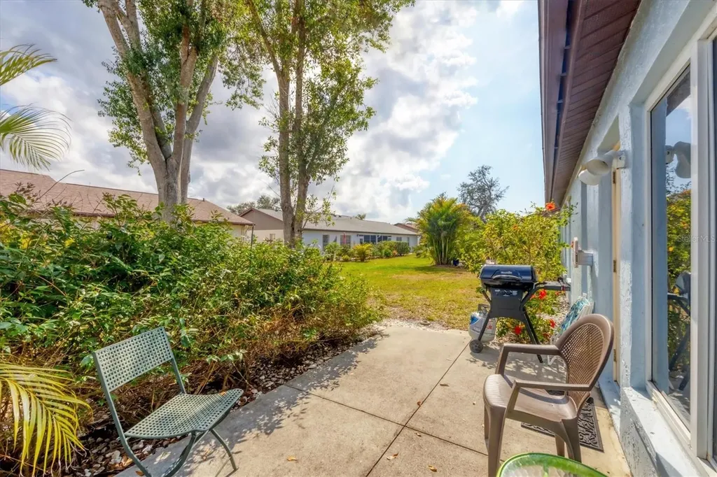 610 Apple Lane Englewood FL 34223
