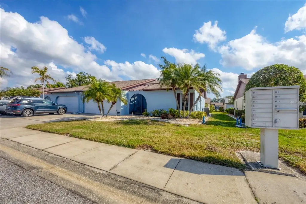 610 Apple Lane Englewood FL 34223