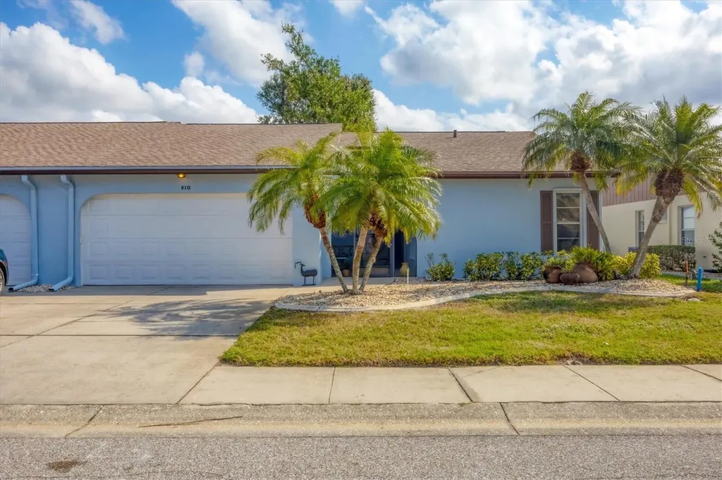 610 Apple Lane Englewood FL 34223