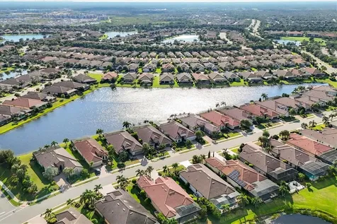 13216 Malachite Drive Bradenton FL 34211