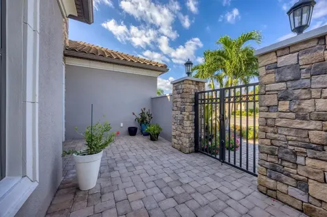 13216 Malachite Drive Bradenton FL 34211