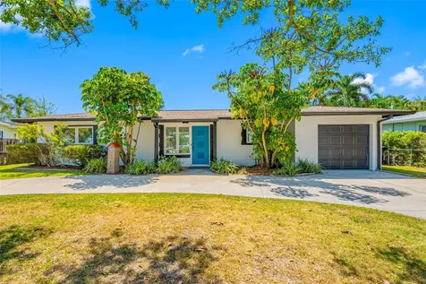 1228 76th Avenue N St Petersburg FL 33702