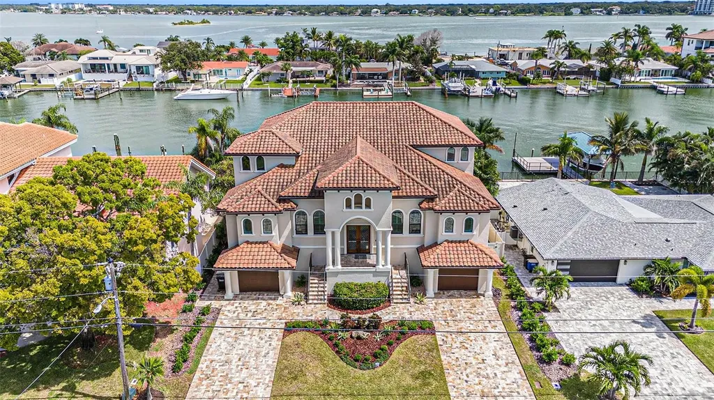 231 Midway Island Clearwater Beach FL 33767