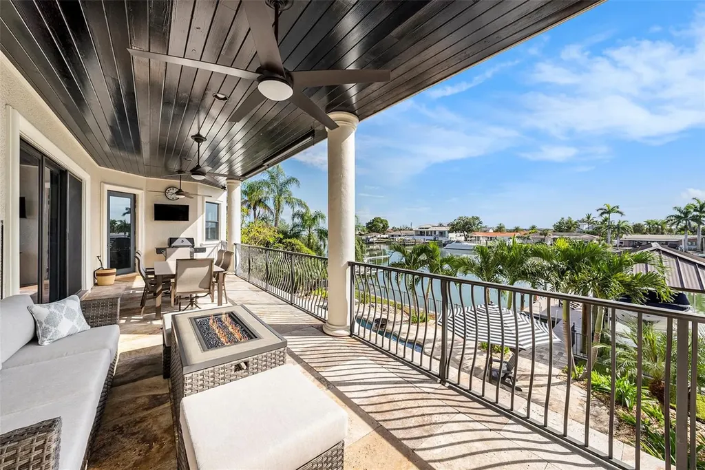 231 Midway Island Clearwater Beach FL 33767