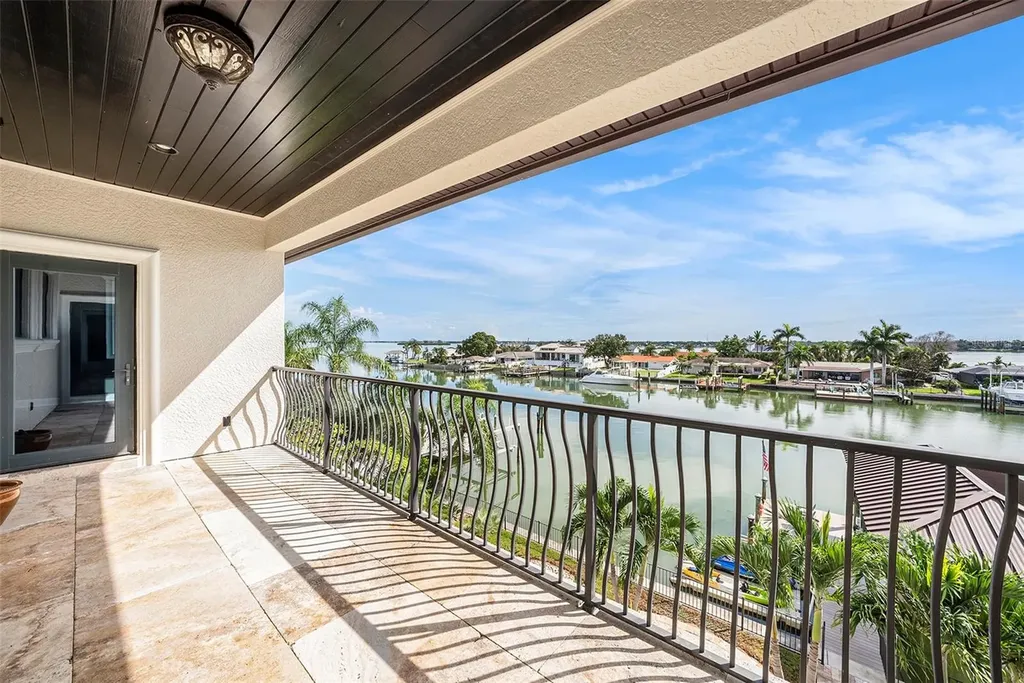 231 Midway Island Clearwater Beach FL 33767