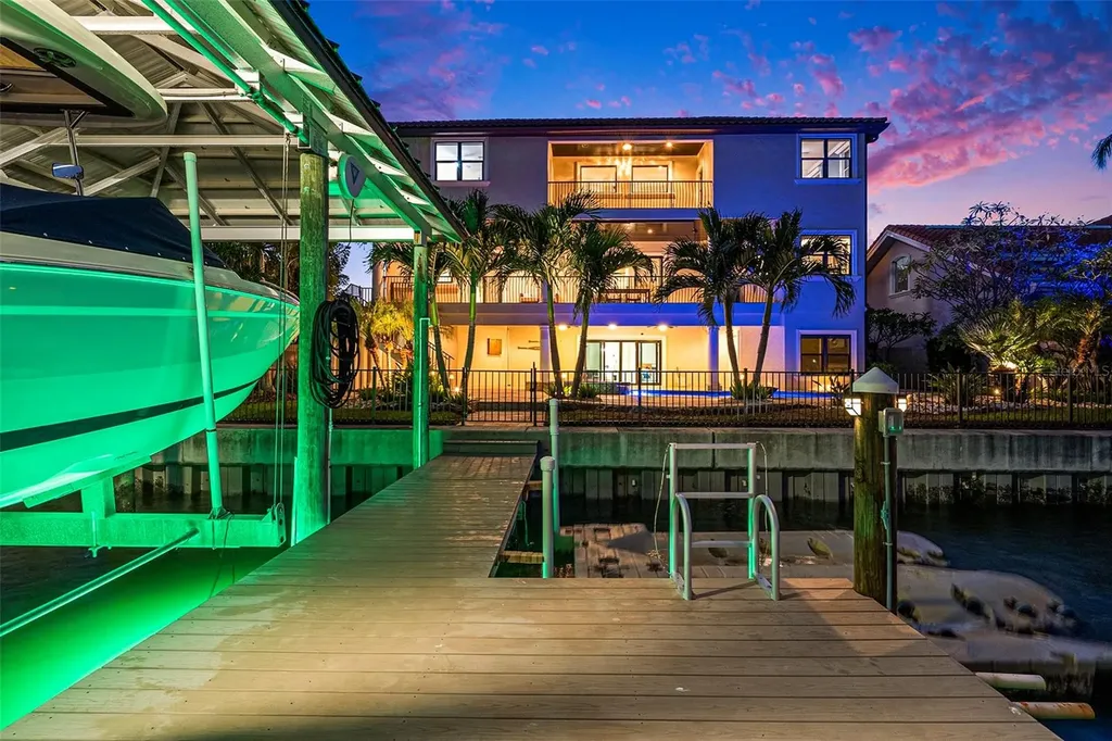 231 Midway Island Clearwater Beach FL 33767