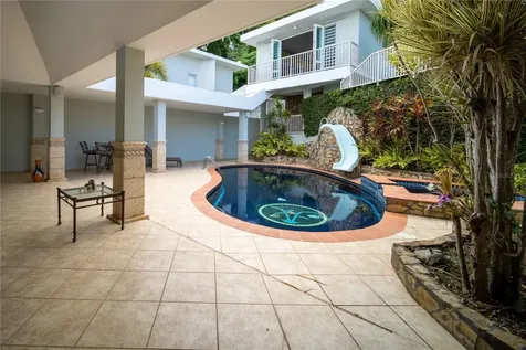 1 1 Street Guaynabo PR 00969