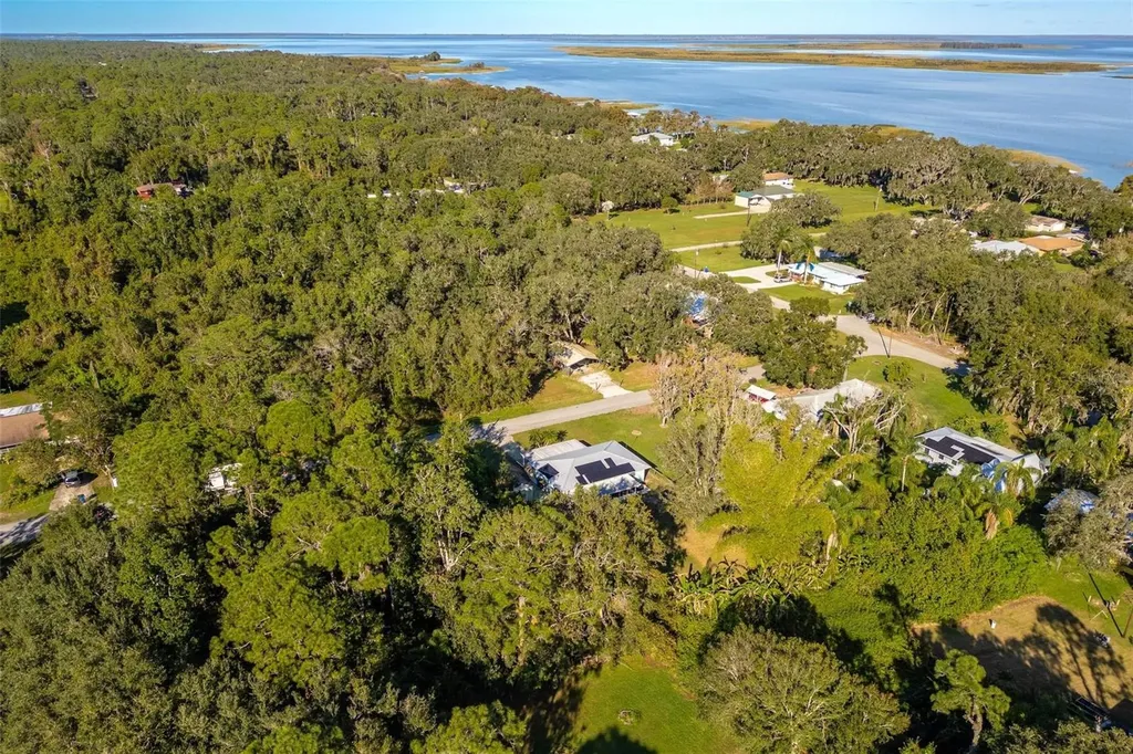 1511 Fringe Street Lake Placid FL 33852