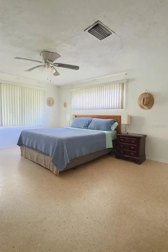 617 Goodwin Avenue New Smyrna Beach FL 32169