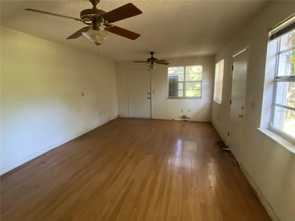 805 W 129th Avenue Tampa FL 33612