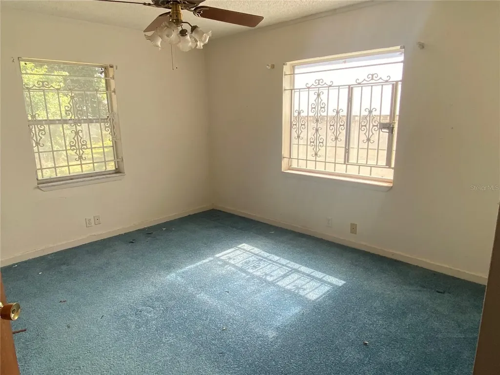 805 W 129th Avenue Tampa FL 33612