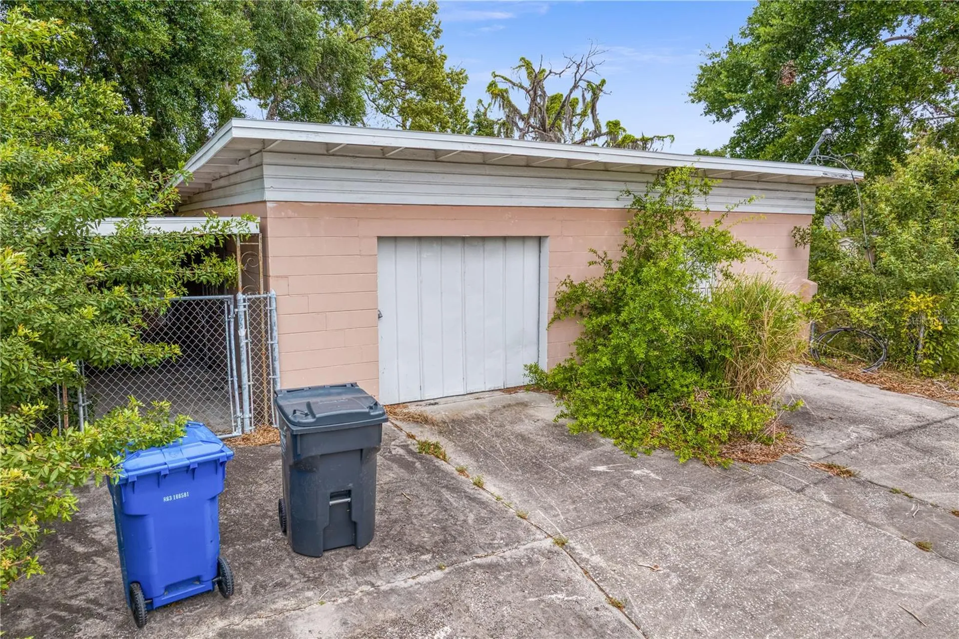 805 W 129th Avenue Tampa FL 33612