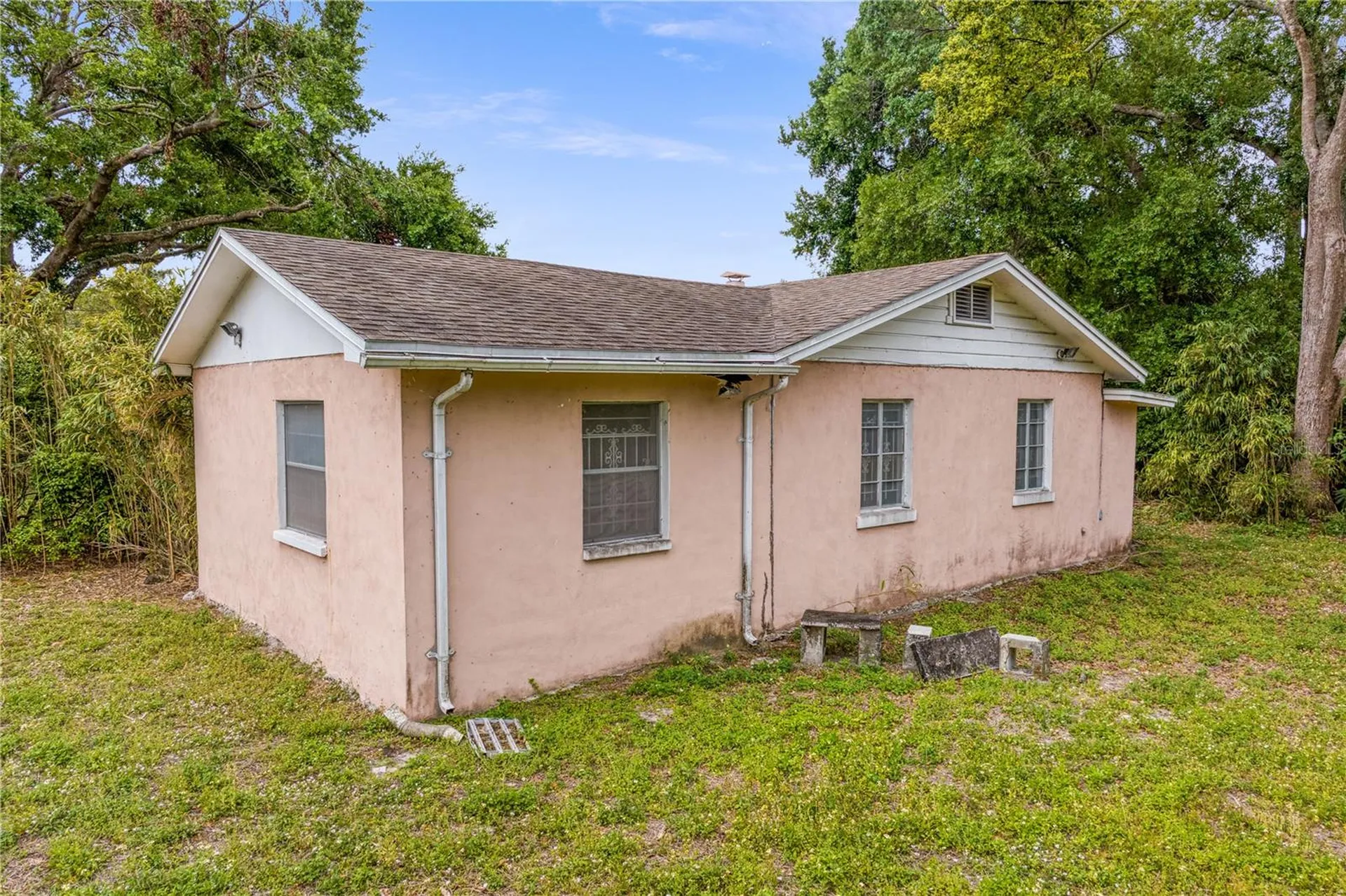 805 W 129th Avenue Tampa FL 33612