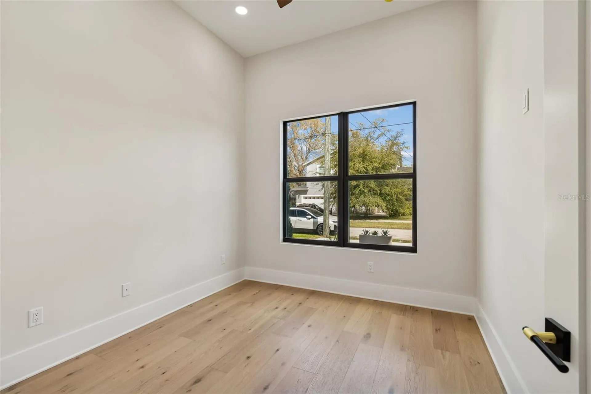 810 W Braddock Street Tampa FL 33603