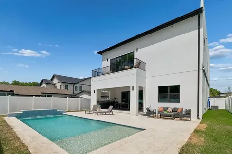 810 W Braddock Street Tampa FL 33603