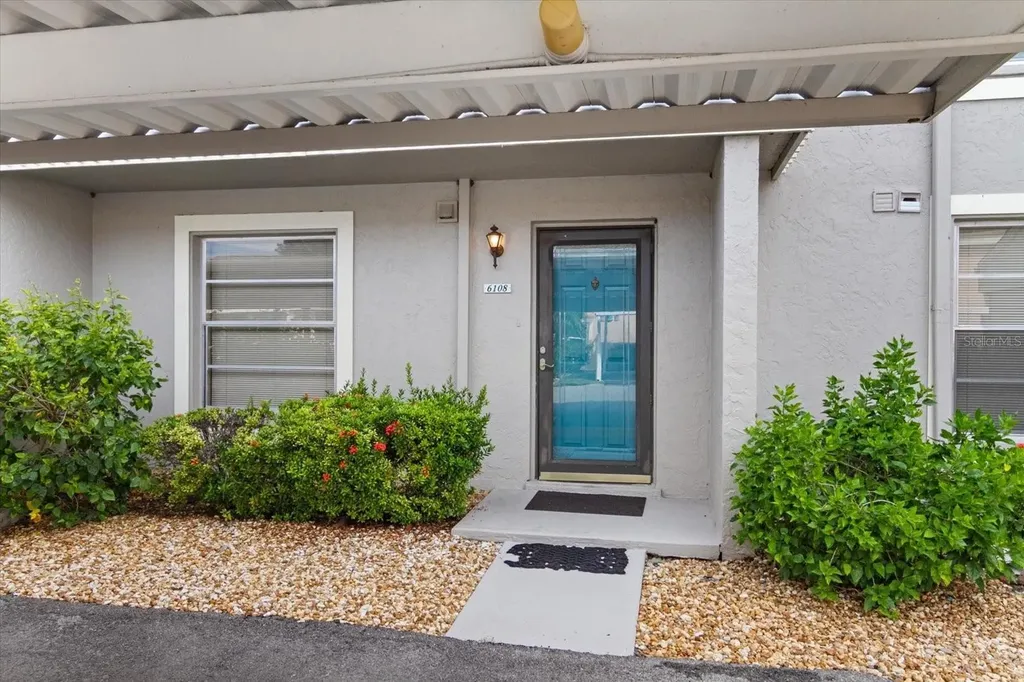 6108 7th Avenue W Bradenton FL 34209