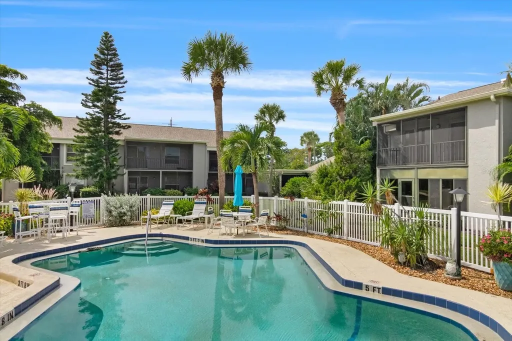 6108 7th Avenue W Bradenton FL 34209