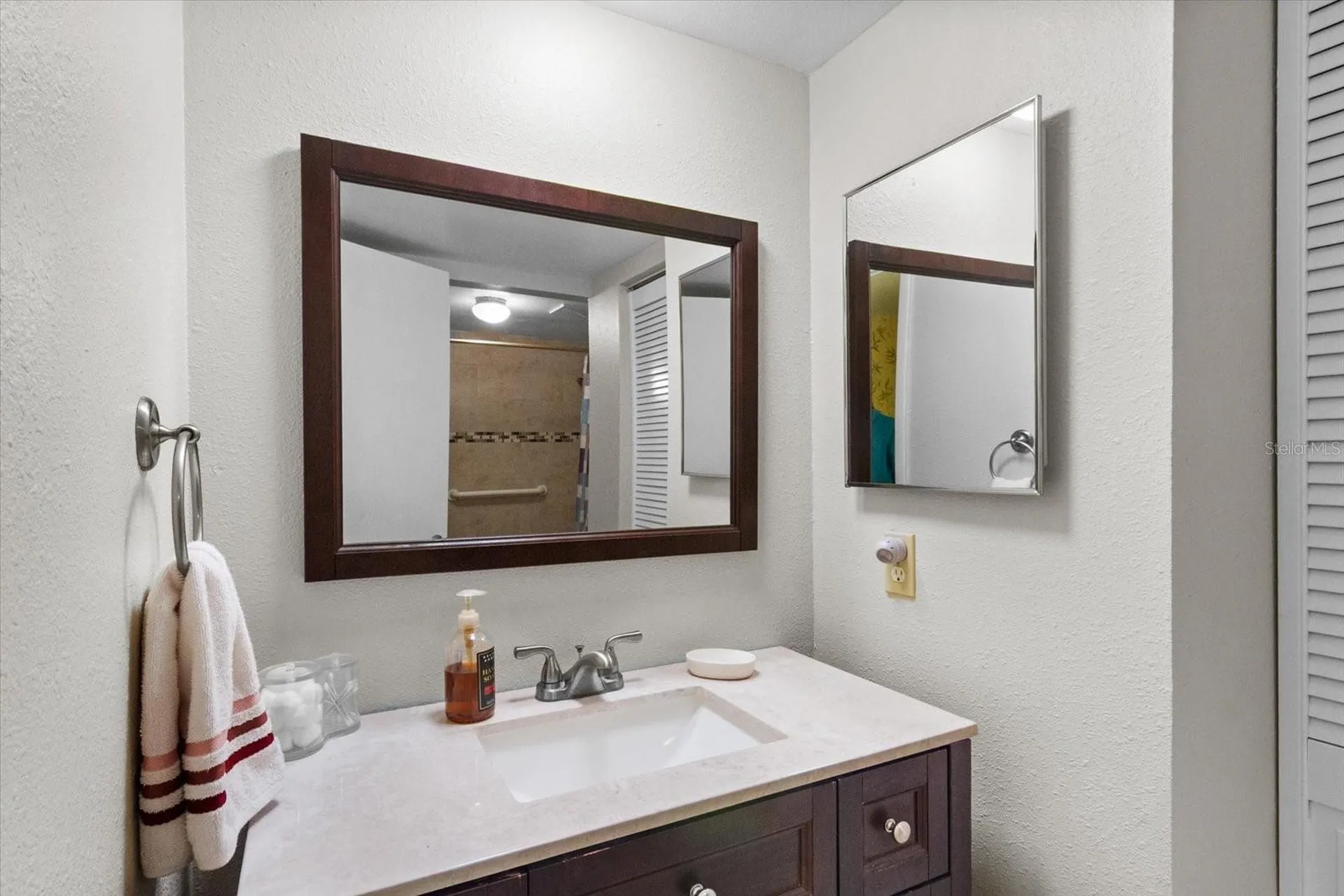 6108 7th Avenue W Bradenton FL 34209