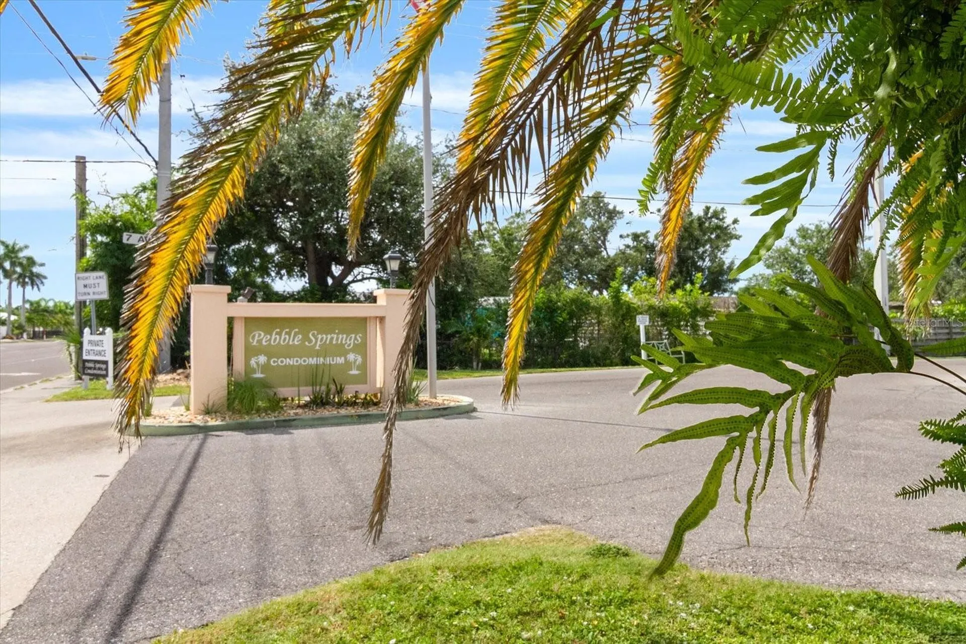 6108 7th Avenue W Bradenton FL 34209