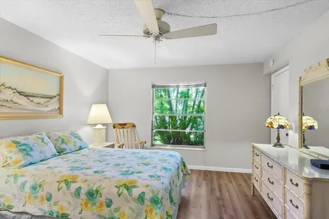 6108 7th Avenue W Bradenton FL 34209