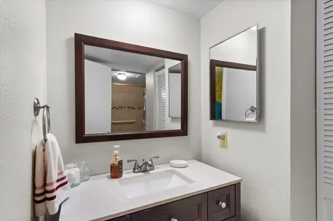 6108 7th Avenue W Bradenton FL 34209
