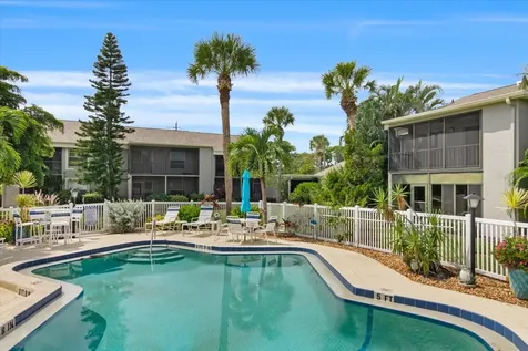 6108 7th Avenue W Bradenton FL 34209
