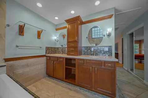 2310 SE 22nd Loop Ocala FL 34471