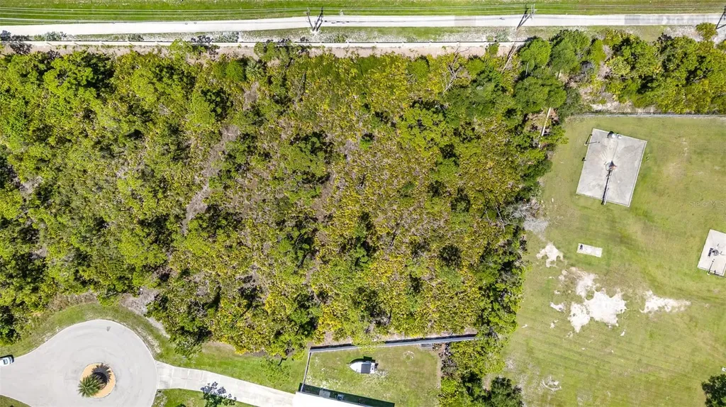 9437 Treasure Lake Court St James City FL 33956