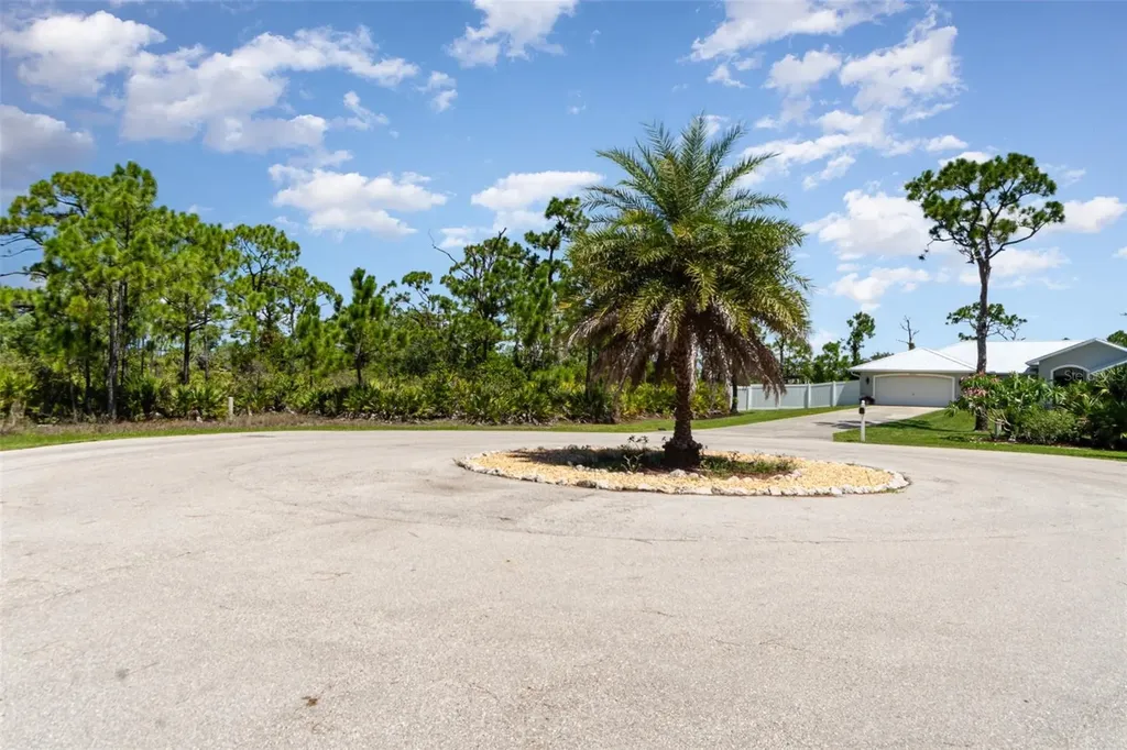 9437 Treasure Lake Court St James City FL 33956