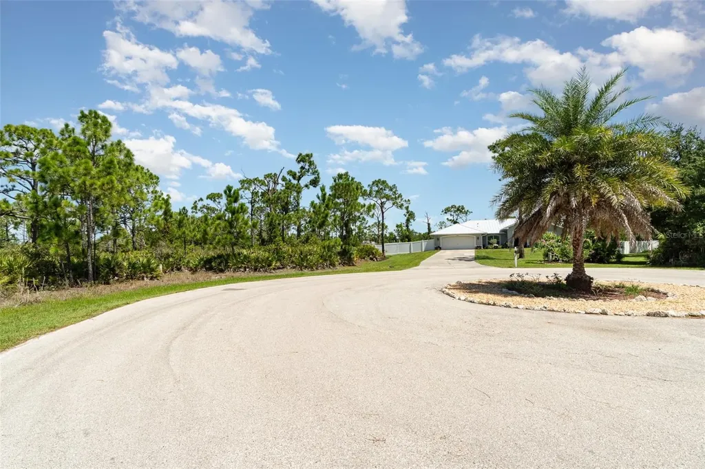 9437 Treasure Lake Court St James City FL 33956