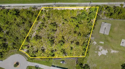 9437 Treasure Lake Court St James City FL 33956