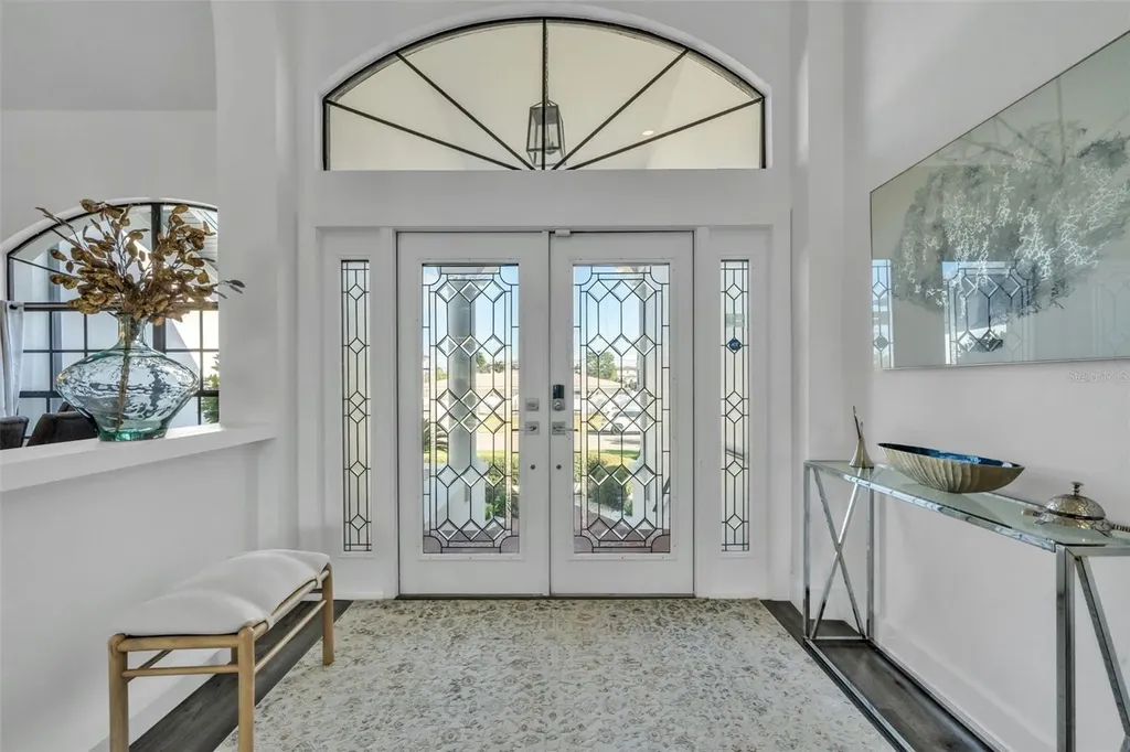 112 Leeward Island Clearwater FL 33767