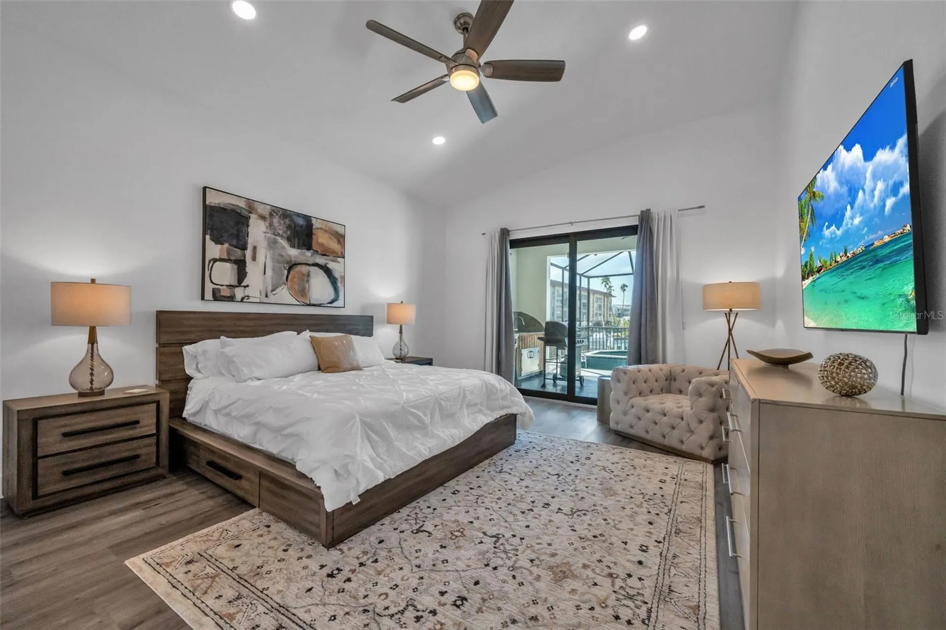 112 Leeward Island Clearwater FL 33767