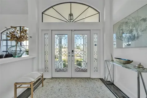 112 Leeward Island Clearwater FL 33767