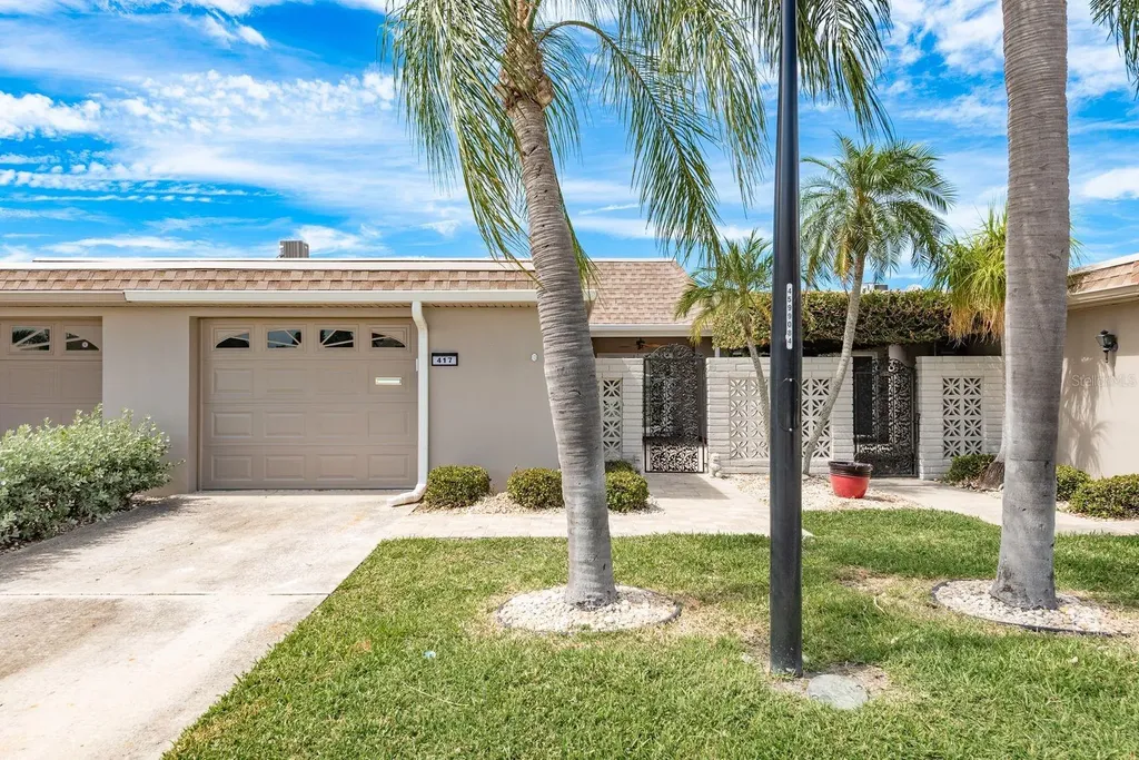 417 E Boca Ciega Point Boulevard N St Petersburg FL 33708