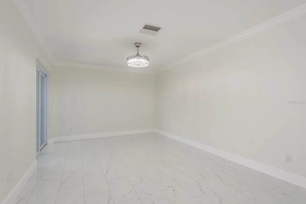417 E Boca Ciega Point Boulevard N St Petersburg FL 33708